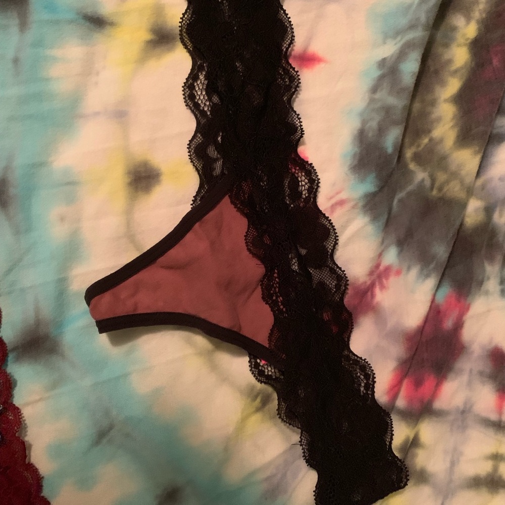 LA SENZA THONG NWOT